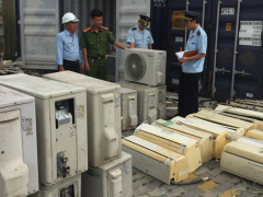 Bà Rịa – Vũng Tàu: Bắt giữ lô hàng máy lạnh cũ tại cảng Cái Mép Bà Rịa – Vũng Tàu: Bắt giữ lô hàng máy lạnh cũ tại cảng Cái Mép