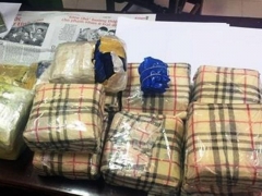 Nghệ An: Thu giữ 3 bánh heroin, 10 kg ma túy và 24.000 viên hồng phiến Nghệ An: Thu giữ 3 bánh heroin, 10 kg ma túy và 24.000 viên hồng phiến