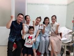 MC Ốc Thanh Vân mở sổ tiết kiệm 550 triệu cho con gái Mai Phương MC Ốc Thanh Vân mở sổ tiết kiệm 550 triệu cho con gái Mai Phương