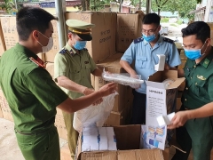 Thu giữ gần 2 nghìn nhãn hiệu bị làm giả ở Lạng Sơn Thu giữ gần 2 nghìn nhãn hiệu bị làm giả ở Lạng Sơn