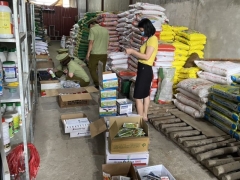 Quản lý thị trường Hà Giang phát hiện gần 4.000 sản phẩm thuốc bảo vệ thực vật hết hạn sử dụng