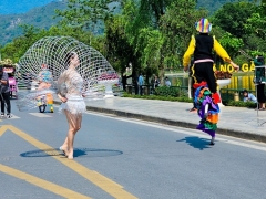 Lào Cai: Lễ hội đường phố mang chủ đề “ Sa Pa - Xứ sở tình yêu” thu hút khách du lịch