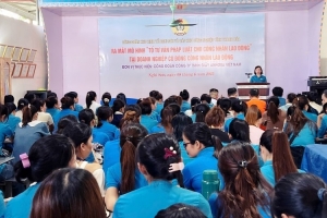 Ra mắt mô hình “Tổ tư vấn pháp luật cho công nhân lao động”