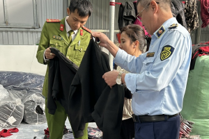 Ninh Bình: Lực lượng Quản lý thị trường phát hiện hơn 800 kg vải không rõ nguồn gốc