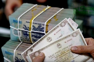 Ngân hàng chạy đua tìm vốn dài hạn khi tín dụng tăng tốc