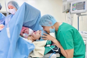 Hà Nội triển khai nhiều chính sách hỗ trợ người dân sinh đủ 2 con