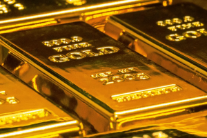 Vàng thế giới mất hơn 22% giá trị từ đỉnh lịch sử