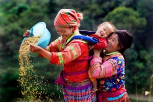Ninh Bình đẩy mạnh thực hiện Chiến lược công tác dân tộc đến năm 2030, tầm nhìn đến năm 2045