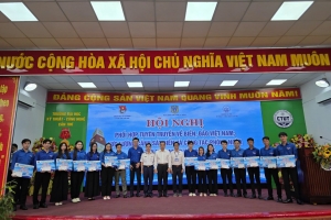 Nâng cao ý thức bảo vệ chủ quyền biển, đảo và phòng chống ma túy cho giới trẻ