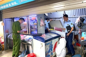 Lào Cai: Công an xã Văn Bàn xử lý nhiều vi phạm trong đợt cao điểm bảo đảm an toàn thực phẩm