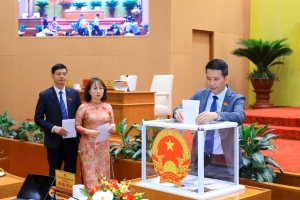 Hà Nội ban hành chính sách đặc thù phát triển "kinh tế bạc", hỗ trợ toàn diện người cao tuổi