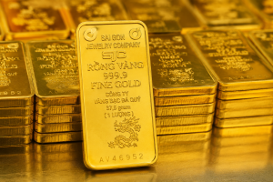 Giá vàng SJC giảm gần 2 triệu đồng mỗi lượng, thị trường nín thở chờ báo cáo việc làm Mỹ