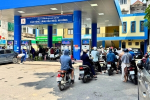 Giá xăng dầu hôm nay 4/8: Giá dầu thế giới giảm