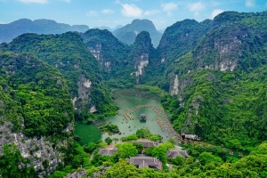 Ninh Bình đánh thức di sản, tạo đà phát triển du lịch bền vững