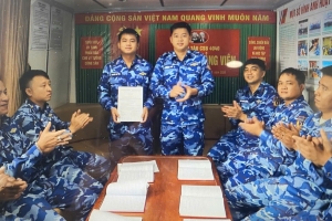 Kết nạp đảng viên trên vùng biển Tây Nam