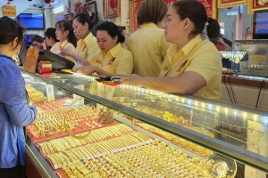 Giá vàng chiều 6/8 bất ngờ đảo chiều giảm