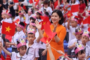 Hà Nội triển khai miễn phí sách giáo khoa, đồng bộ chính sách hỗ trợ học sinh năm học 2026-2027