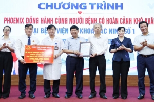 Tập đoàn Quốc tế Phượng Hoàng tổ chức chương trình “Phoenix đồng hành cùng người bệnh có hoàn cảnh khó khăn”.
