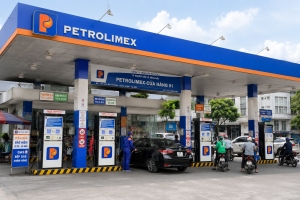 Giá xăng dầu hôm nay 15/8: Tăng trở lại