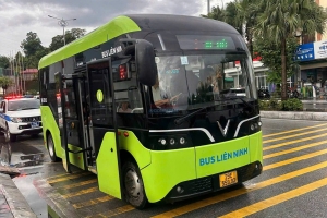 Quảng Ninh: Vận hành thử nghiệm xe buýt điện đưa đón học sinh đến trường