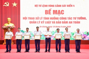 Triển khai thực hiện nghiêm Chỉ thị 76 của Bộ trưởng Bộ Quốc phòng gắn với thực tiễn chỉ huy, quản lý tại đơn vị