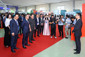SHB SAHA Shop gây ấn tượng tại sự kiện Chuyển đổi số ngành Ngân hàng 2026
