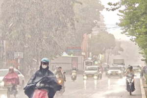 Thời tiết ngày 20/8: Bắc Bộ, Bắc Trung Bộ mưa lớn, áp thấp nhiệt đới mạnh thêm
