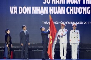 Vinamilk đón nhận Huân chương độc lập hạng nhất tại dấu mốc 50 năm