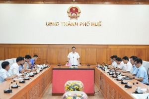 Chủ tịch UBND thành phố Huế: Xây dựng chính quyền cầu thị, lắng nghe, công khai, minh bạch