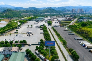 Lào Cai: Thu ngân sách từ hoạt động cửa khẩu tăng 47% trong 8 tháng
