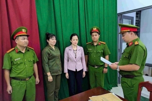 Hành hung khách sau tranh chấp niềng răng, chủ Nha khoa Tuyết Chinh lĩnh án 2 năm tù treo