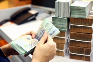 Phạt đến 100 triệu đồng doanh nghiệp trả chậm hoặc thiếu lương và buộc trả thêm tiền lãi