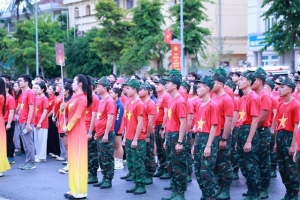 3.000 người dân Hà Tĩnh cùng lan tỏa hành trình “10 tỷ bước xanh”