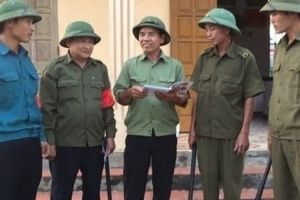 Thẩm quyền quy định tiêu chuẩn cán bộ thôn, tổ dân phố sau sáp nhập và khung phụ cấp mới