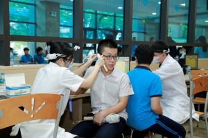 Bộ Y tế: Bắt buộc cập nhật kết quả khám sức khỏe học sinh lên Cổng dữ liệu quốc gia