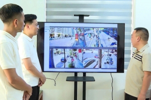 Quảng Ninh: Phường Hồng Gai lắp đặt camera giám sát tại các điểm đưa, đón học sinh bằng xe buýt điện
