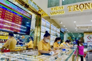 Giá vàng hôm nay 7/9: Vàng nhẫn có thương hiệu cao hơn vàng miếng