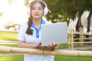 Độ bền và hậu mãi dài hạn trở thành tiêu chí then chốt khi sinh viên chọn mua laptop