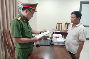An Giang: Khởi tố giám đốc công ty vật liệu xây dựng mua bán trái phép hóa đơn
