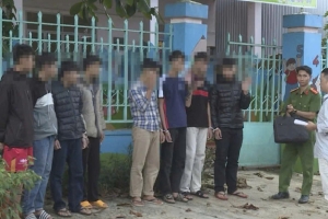 Đắk Lắk: Làm rõ nhóm 8 thanh thiếu niên đột nhập ô tô trộm tài sản