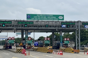 Thu phí điện tử không dừng đã được triển khai tại các trạm thu phí trên toàn quốc
