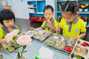 Mầm non Lâm Đồng: Bếp ăn an toàn, bữa ăn hạnh phúc