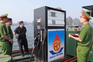 Quảng Ninh: Siết chặt quản lý kinh doanh xăng dầu, xử phạt hàng loạt vi phạm trên tuyến biển