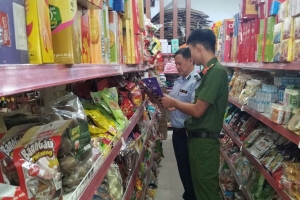 Hưng Yên: Tăng cường kiểm soát, xử lý nghiêm vi phạm an toàn thực phẩm và sở hữu trí tuệ