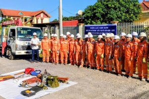 Điện lực Kim Sơn chủ động bảo đảm an toàn lưới điện mùa mưa bão
