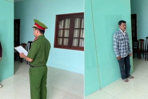 An Giang: Khởi tố 2 bị can tàng trữ hơn 3.700 bao thuốc lá lậu