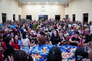 Ấm áp đêm Trung thu nơi biên giới Nghệ An