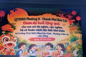 Lâm Đồng: Trao quà Trung thu, gửi yêu thương đến trẻ em khó khăn ở Phường 2 Bảo Lộc