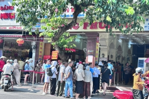 Hải Phòng: Bát nháo thị trường “chợ đen” ăn theo bánh Trung thu Đông Phương, tự ý đẩy giá trái pháp luật