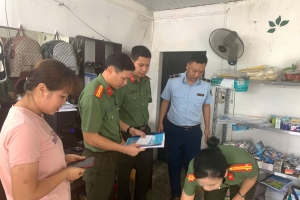 Ninh Bình: Xử phạt cơ sở kinh doanh sách giáo khoa sao chép tác phẩm trái phép